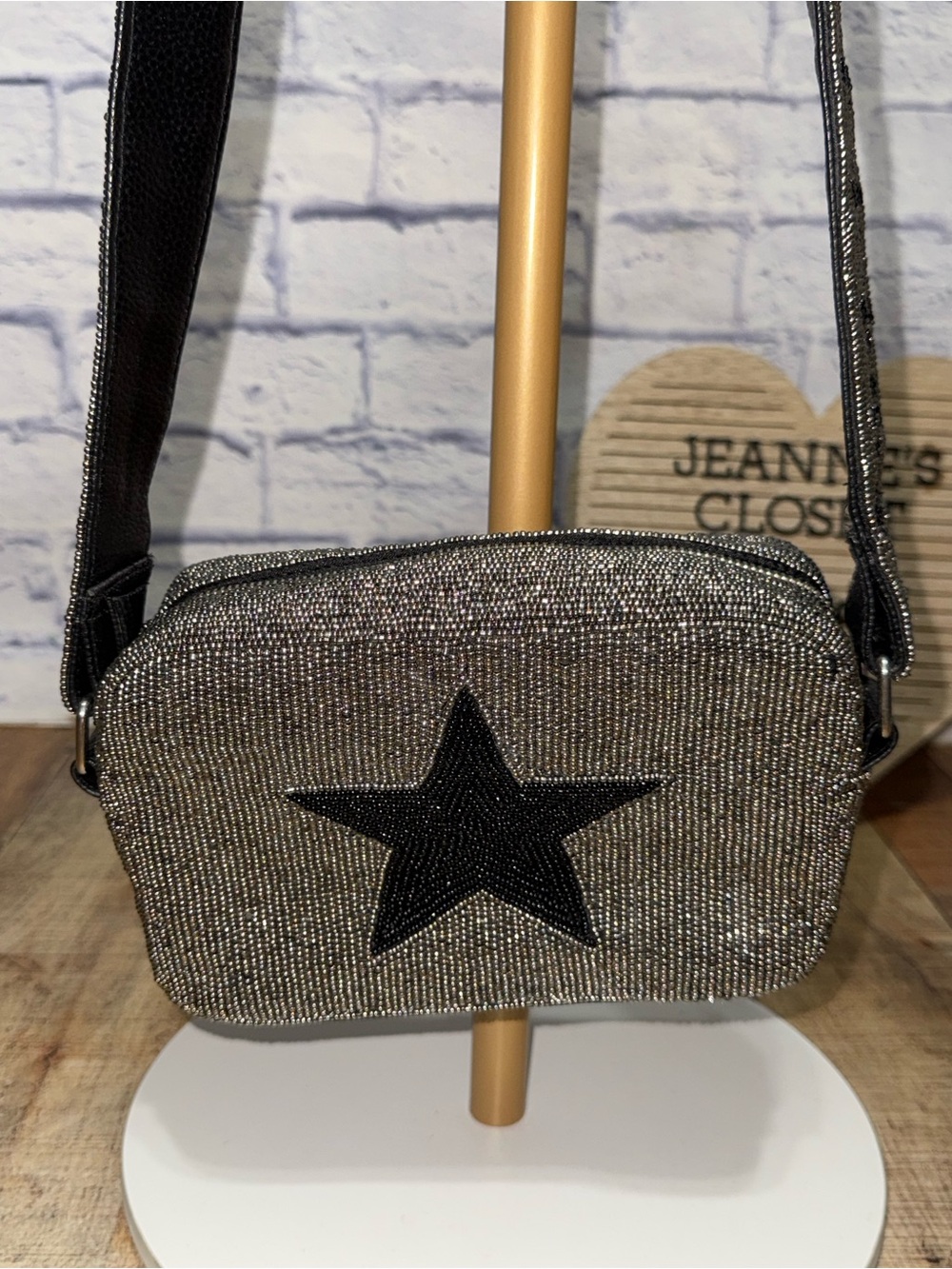 Landry beaded crossbody bag 
Landry crossbody bag featuring a beaded design